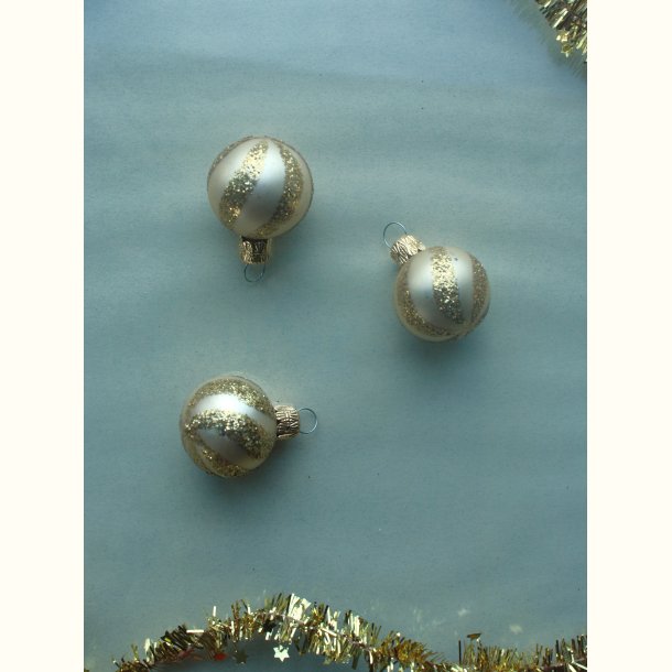 Glaskugler med guld glimmer
